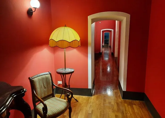 Rosso Napoli Suites